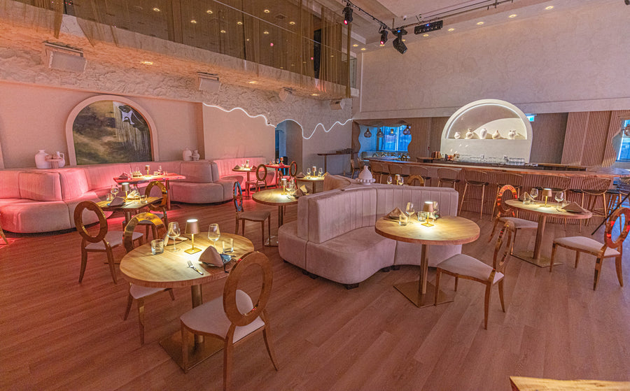 The full room during a buyout